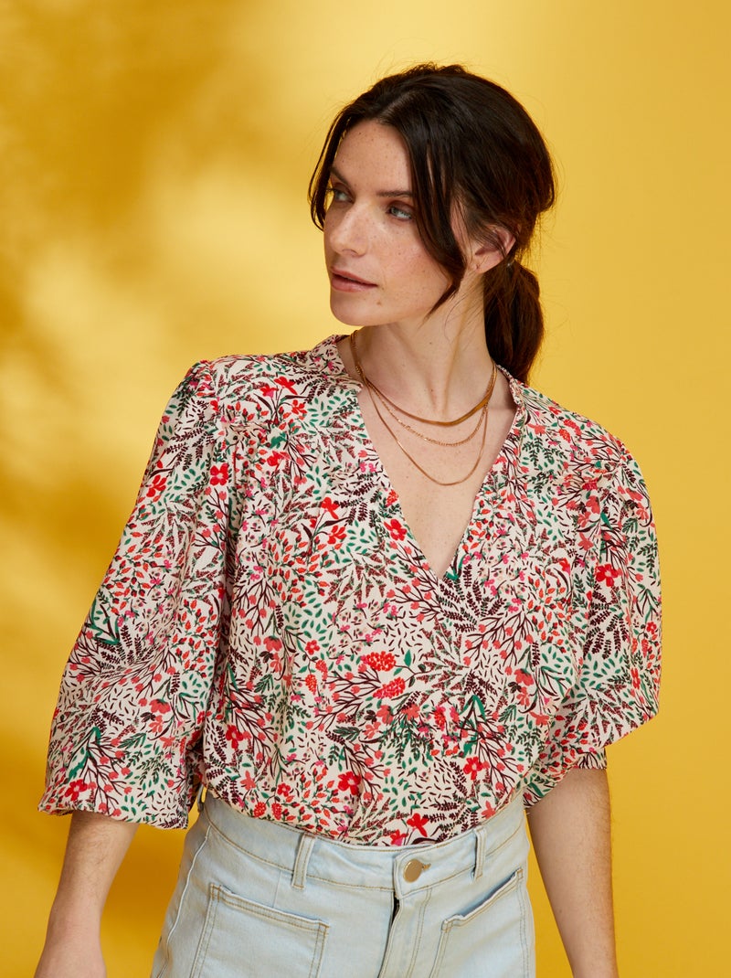 Blusa con estampado de 'flores' ROSA - Kiabi