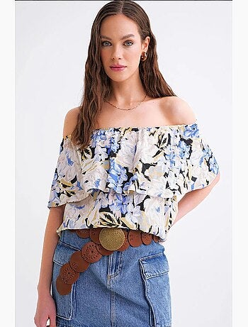 Blusa con estampado floral y hombros descubiertos mixray