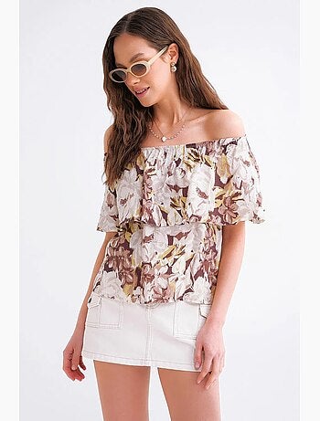 Blusa con estampado floral y hombros descubiertos mixray