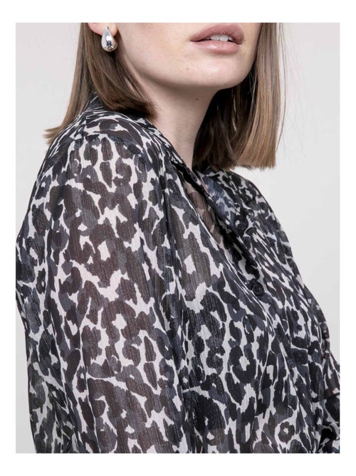 Blusa con estampado leopardo ONESINE - Kiabi Blusa con estampado leopardo ONESINE - Kiabi