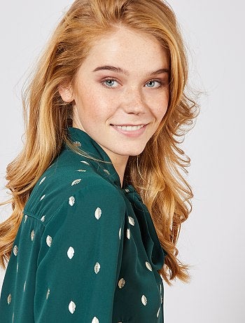 Blusa con lazo en el cuello - Kiabi