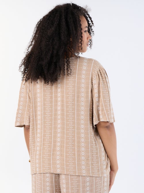 Blusa con lazos y bordados de manga corta - Kiabi