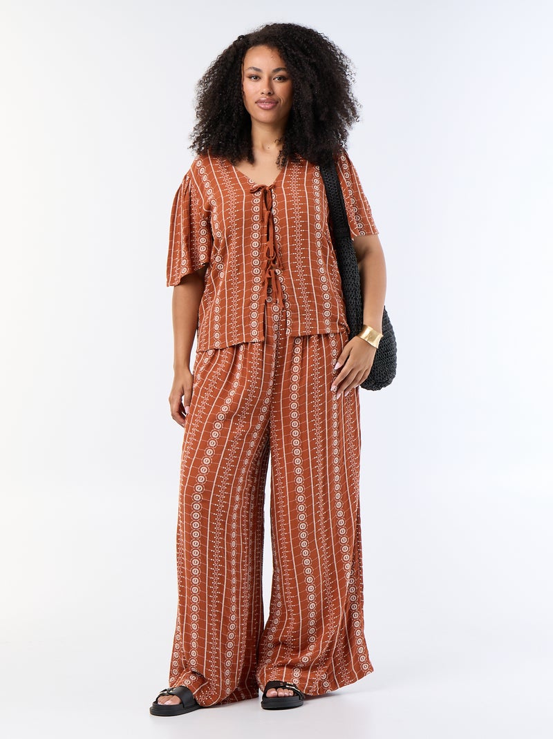 Blusa con lazos y bordados de manga corta Naranja - Kiabi