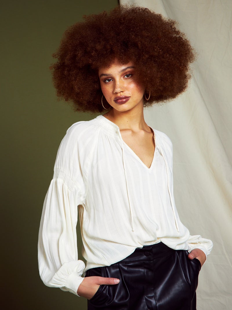 Blusa con manga abombada y tejido texturizado BEIGE - Kiabi