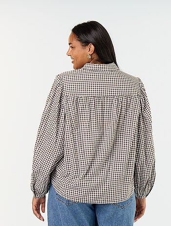 Blusa con mangas abullonadas