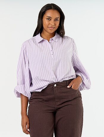 Blusa con mangas abullonadas