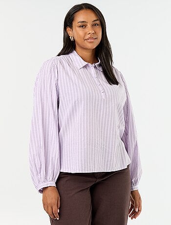 Blusa con mangas abullonadas