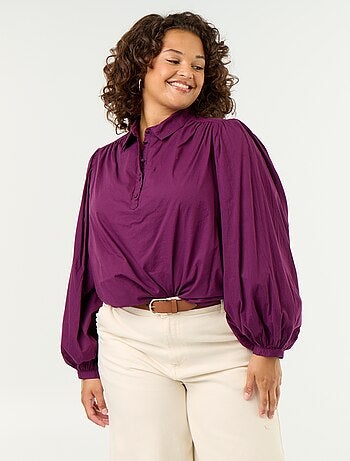 Blusa con mangas abullonadas