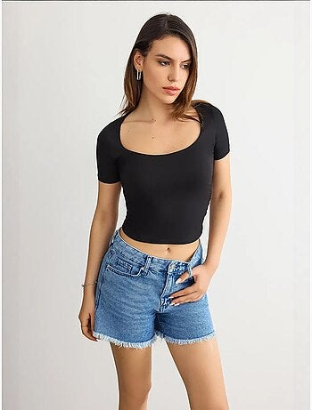 Blusa corta acanalada con cuello redondo hiccup