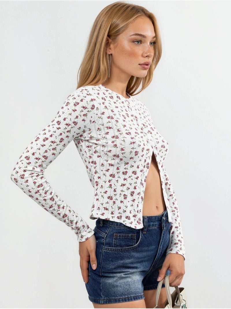 Blusa corta acanalada de flores con cierre de botones busem Blanco - Kiabi