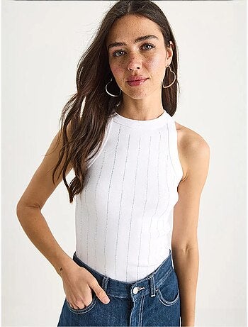 Blusa corta básica con rayas de diamante lucci