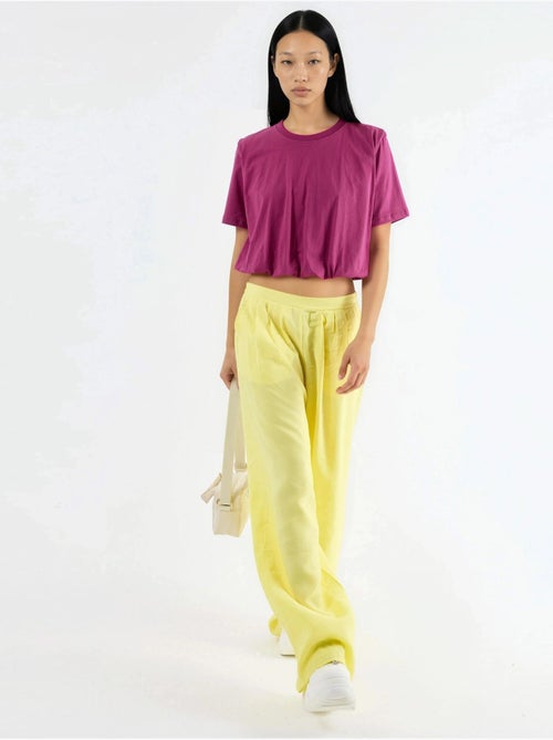 Blusa corta con cuello redondo y elástico busem - Kiabi Blusa corta con cuello redondo y elástico busem - Kiabi