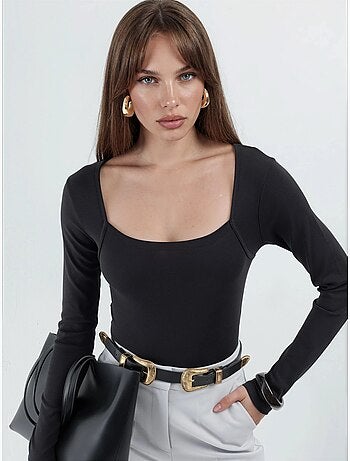 Blusa corta de corte slim con cuello cuadrado busem