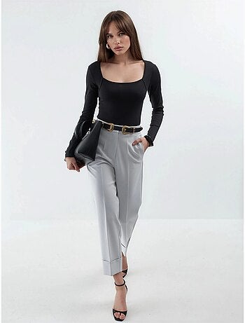Blusa corta de corte slim con cuello cuadrado busem