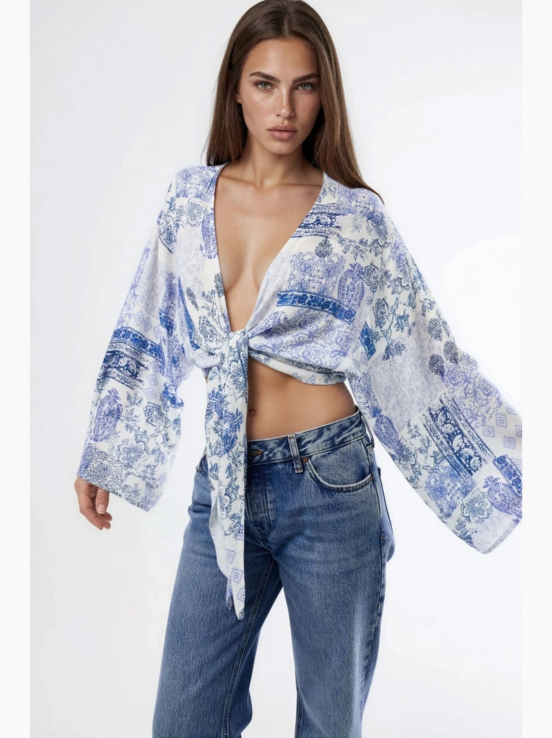 Blusa corta escote en v estampado cachemir con lazo busem Azul zafiro - Kiabi