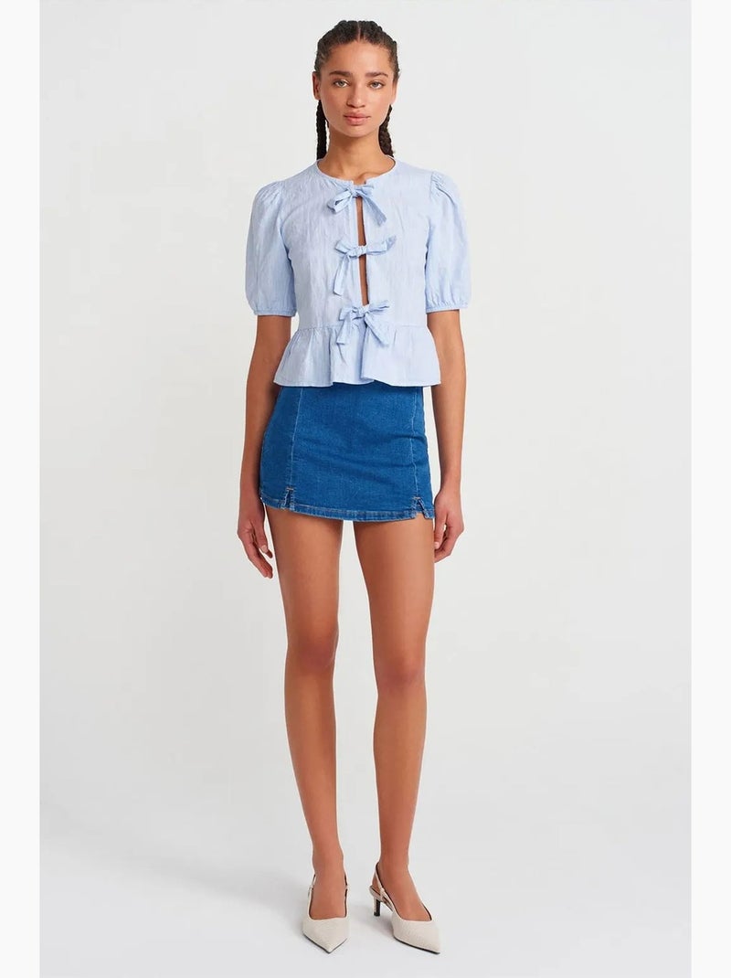 Blusa crop de mujer con detalle de lazo dilvin Azul pastel - Kiabi