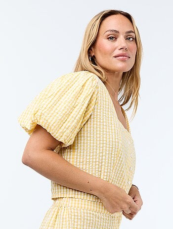 Blusa cropped de punto gofrado