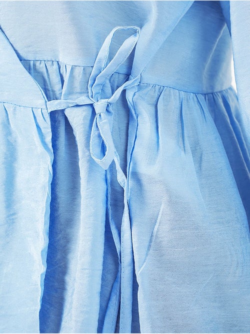 Blusa cruzada de crepé con escote en v y detalle de lazo bdart - Kiabi Blusa cruzada de crepé con escote en v y detalle de lazo bdart - Kiabi