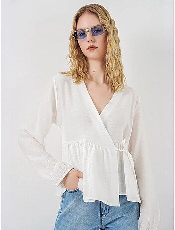 Blusa cruzada de crepé con escote en v y detalle de lazo bdart