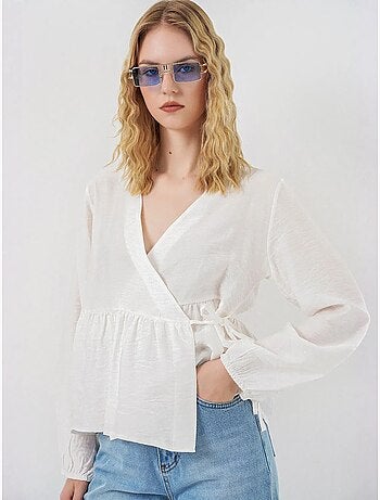 Blusa cruzada de crepé con escote en v y detalle de lazo bdart