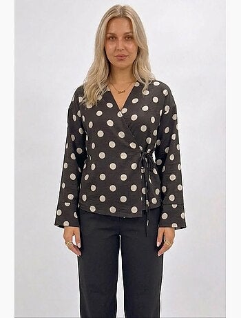 Blusa cruzada de lunares con detalle de lazada bdart