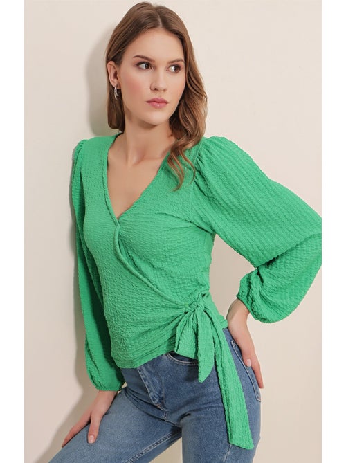 Blusa cruzada elegante - Kiabi Blusa cruzada elegante - Kiabi