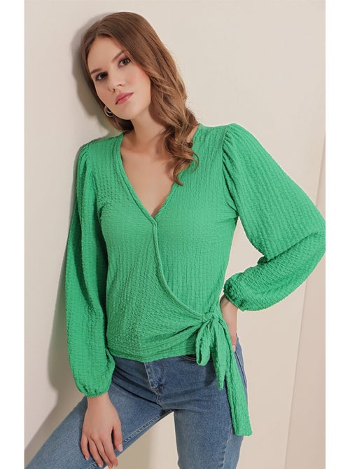 Blusa cruzada elegante - Kiabi Blusa cruzada elegante - Kiabi