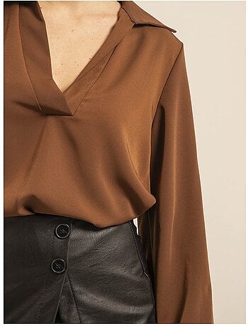 Blusa cuello en V OLONIE