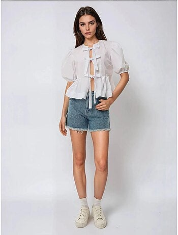 Blusa de algodón con cuello redondo y detalle de lazo hiccup