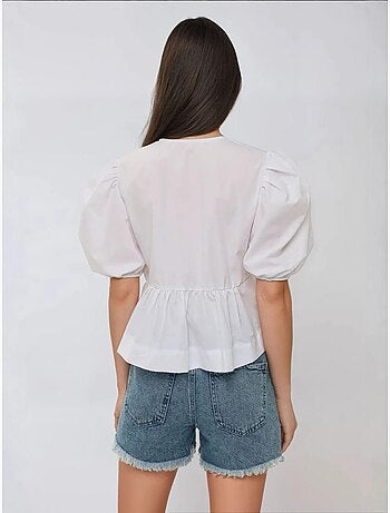 Blusa de algodón con cuello redondo y detalle de lazo hiccup