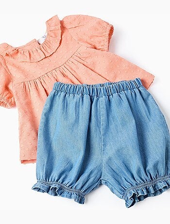 Blusa de algodón + shorts vaqueros con volantes