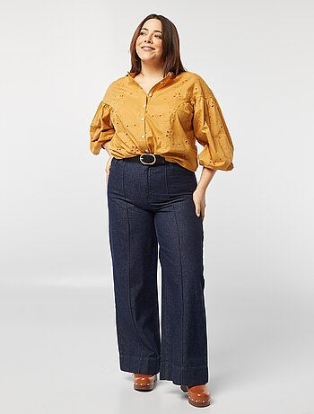 Blusa de bordado inglés