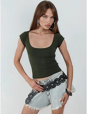 Blusa de corte ajustado acanalada con cuello en u busem