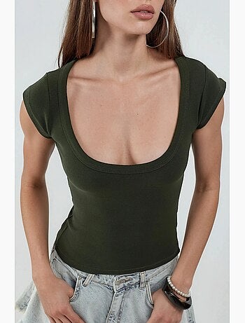 Blusa de corte ajustado acanalada con cuello en u busem