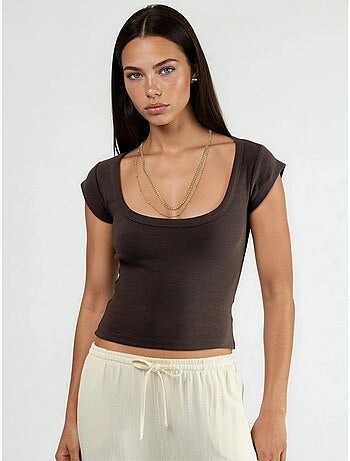 Blusa de corte ajustado acanalada con cuello en u busem