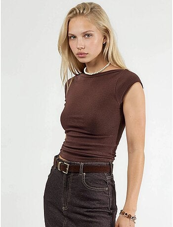Blusa de corte ajustado con cuello barco busem