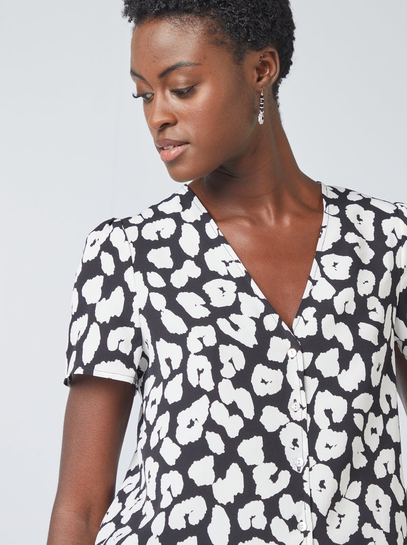 Blusa de crepé con estampado de leopardo NEGRO - Kiabi