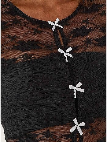 Blusa de encaje con detalle de lazo