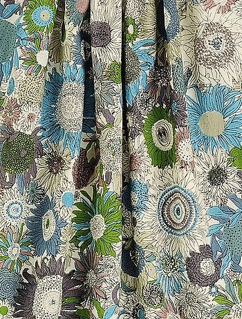 Blusa de Entretiempo para Niña | Floral Beige | Cuello Smocks | CHIMENE