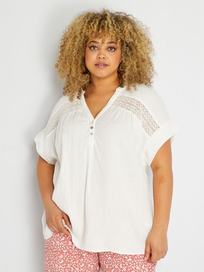 blusa blanca de gasa