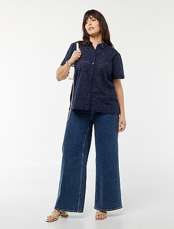 Blusa de manga corta con bordado inglés
