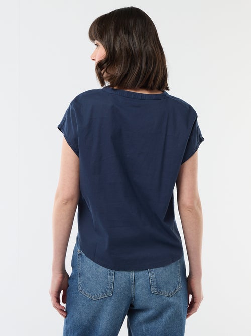 Blusa de manga corta con cuello en pico - Kiabi