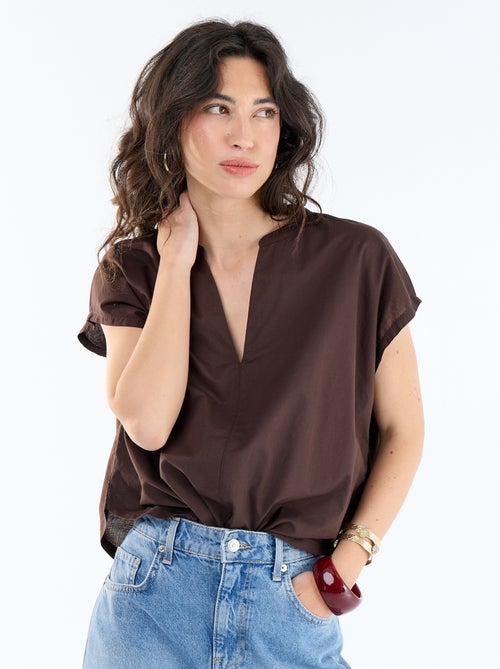 Blusa de manga corta con cuello en pico - Kiabi