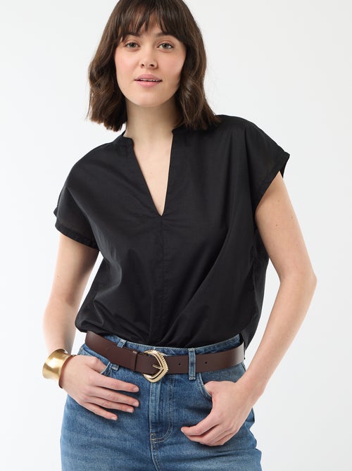 Blusa de manga corta con cuello en pico - Kiabi