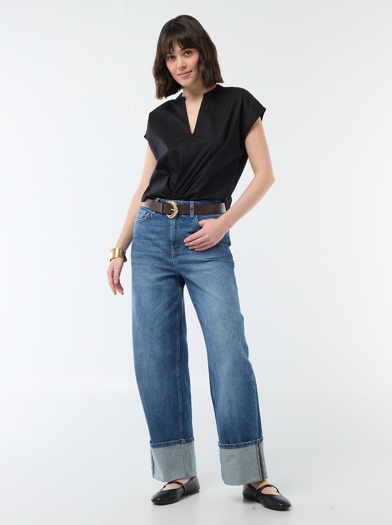 Blusa de manga corta con cuello en pico Negro - Kiabi