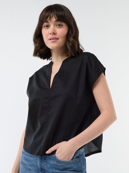 Blusa de manga corta con cuello en pico - Kiabi