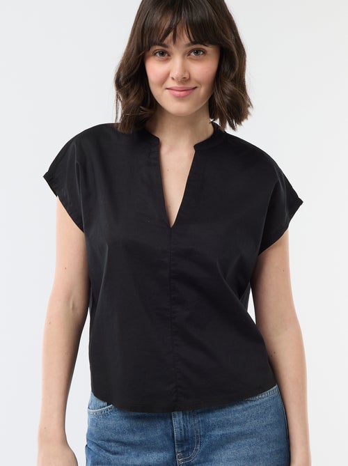 Blusa de manga corta con cuello en pico - Kiabi