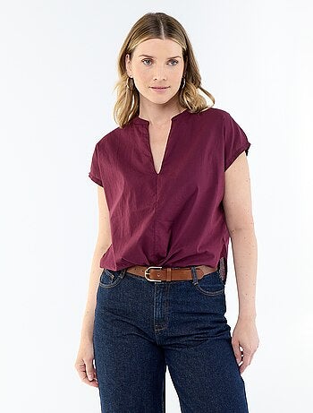 Blusa de manga corta con cuello en pico