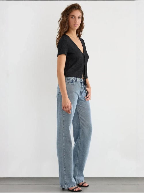 Blusa de manga corta con detalle de lazo - Kiabi Blusa de manga corta con detalle de lazo - Kiabi