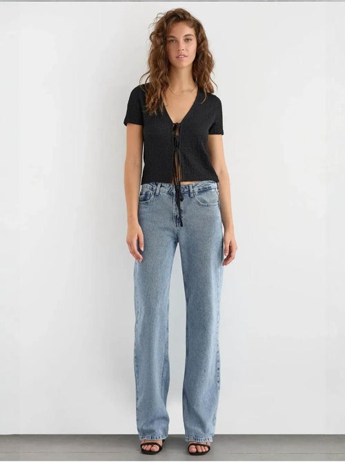 Blusa de manga corta con detalle de lazo - Kiabi Blusa de manga corta con detalle de lazo - Kiabi